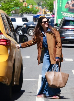 OUT_IN_NYC_AHBR026.jpg